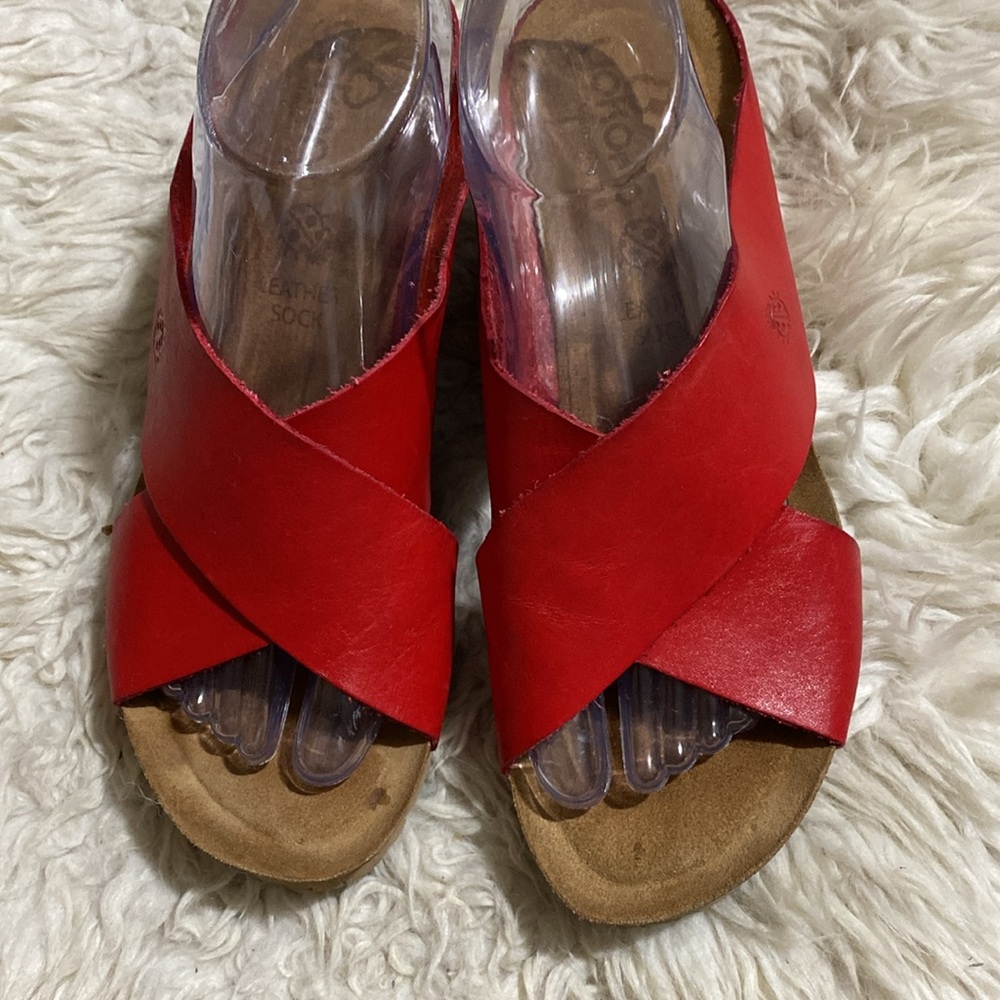 Yokono Candela Red Leather Criss Cross Cork‎ Wedge Slip on Sandals
WMs 9US 40EU - Picture 7 of 10